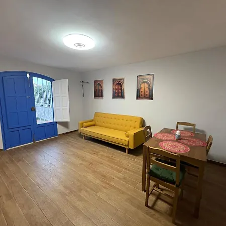 Casa Rincon Azul * La Marina de la Torre