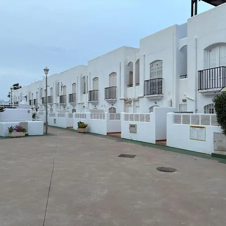 Casa Rincon Azul * La Marina de la Torre